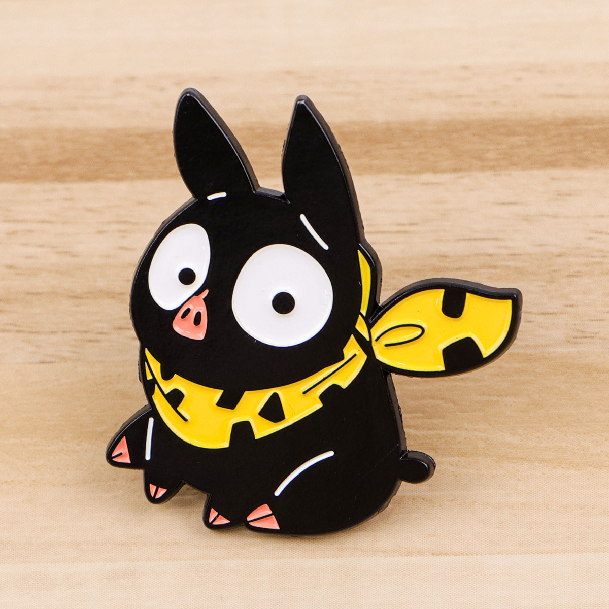 Embroidery Illustration - Anime Schwarzes Schwein Emaille Pin Abzeichen