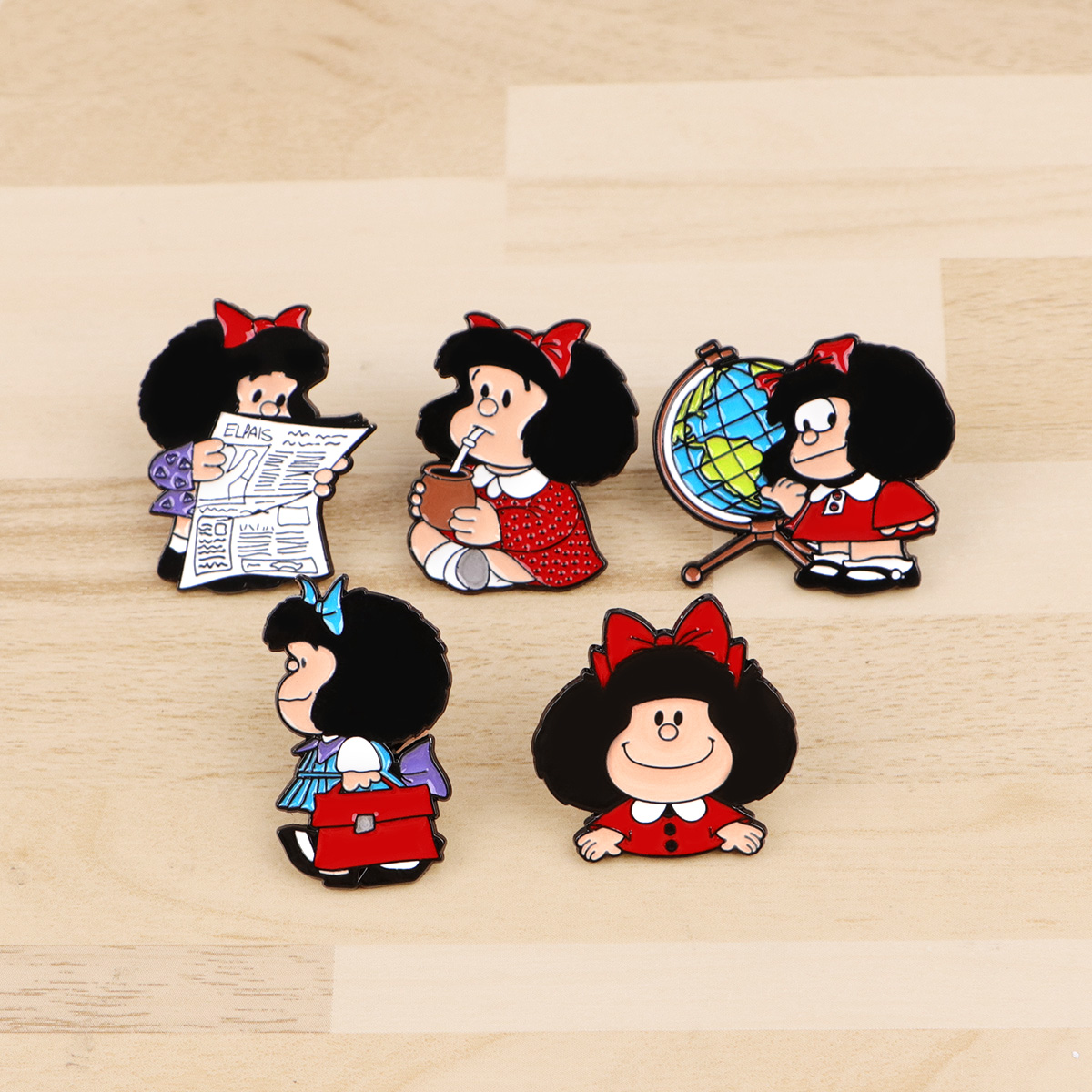 Embroidery Illustration - 5-teiliges Niedliches Mädchen-Emaille-Pin-Set Cartoon-Abzeichen für Rucksack