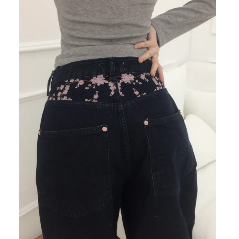 Sakura Stickerei Loose Scythe  – Embroidery Jeans Sakura Bewertung und Preis