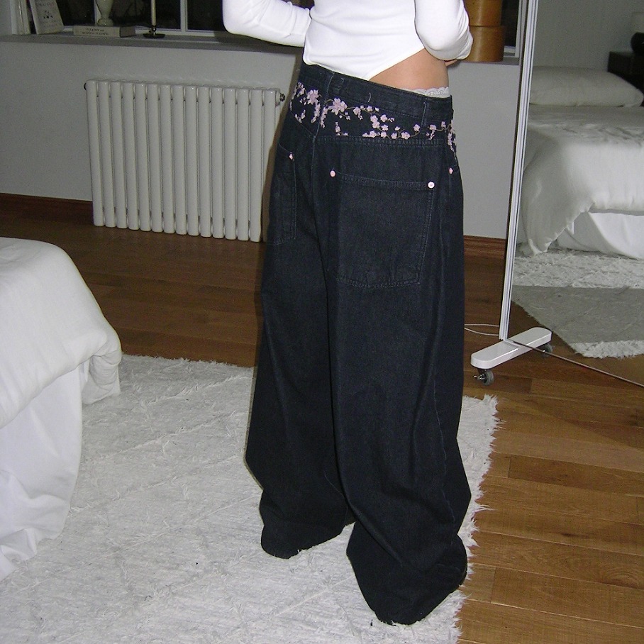 Sakura Stickerei Hochgeschnitt – Embroidery Jeans Sakura Bewertung und Preis