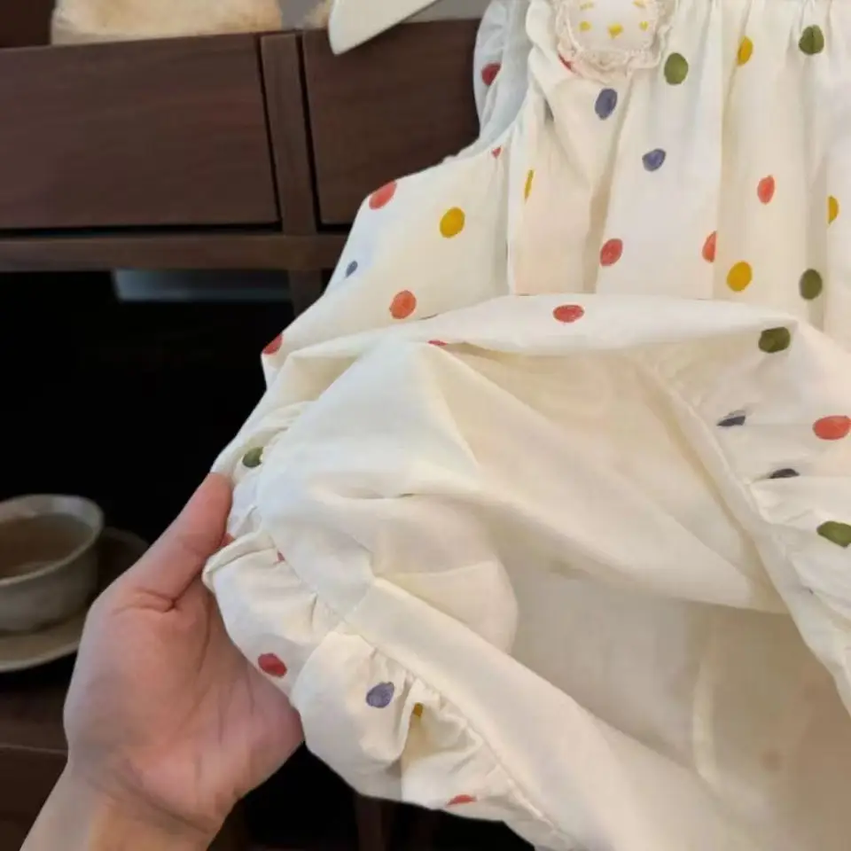 Regenbogen-Bonbon-Mädchenkleid – Embroidery Rabbit Bewertung und Preis