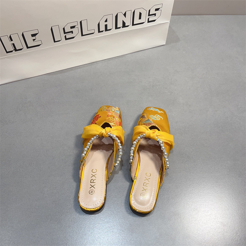 Modische Damenschuhe Luxuriöse – Embroidery Design Bewertung und Preis